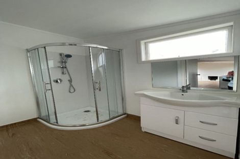 Photo of property in 16 Savoy Road, Glen Eden, Auckland, 0602