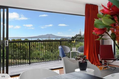 Photo of property in 26 Peter Terrace, Castor Bay, Auckland, 0620