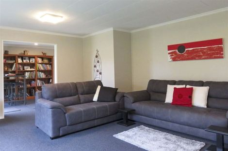 Photo of property in 73 Flora Road East, Makarewa, Invercargill, 9876