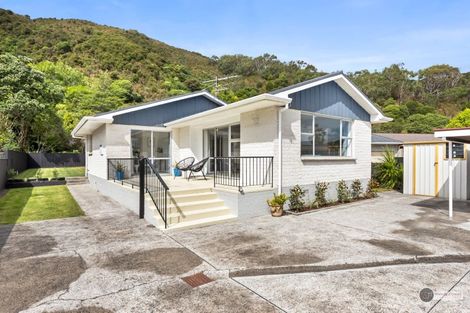 Photo of property in 101a Wyndrum Avenue, Waterloo, Lower Hutt, 5011