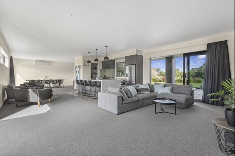 Photo of property in 37 Jarrett Terrace, Leamington, Cambridge, 3432