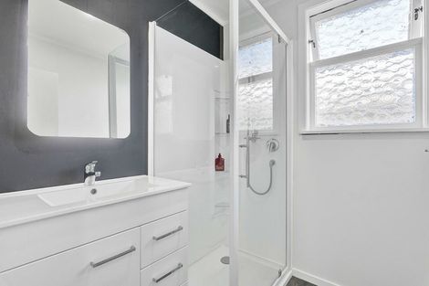 Photo of property in 75 Wrantage Street, Westown, New Plymouth, 4310