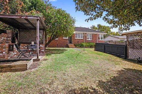 Photo of property in 1/23 Woodward Avenue, Mangere Bridge, Auckland, 2022