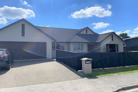 Photo of property in 6 Sovereign Place, Rototuna North, Hamilton, 3210
