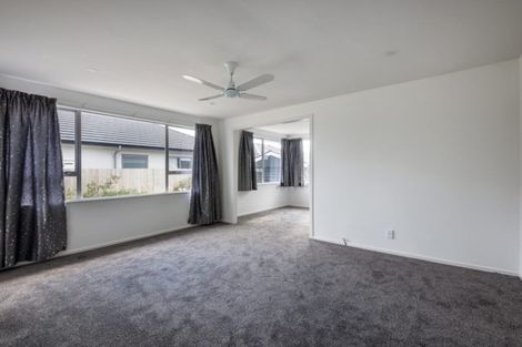 Photo of property in 4 Lamorna Road, Parklands, Christchurch, 8083