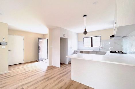 Photo of property in 367c Don Buck Road, Massey, Auckland, 0614