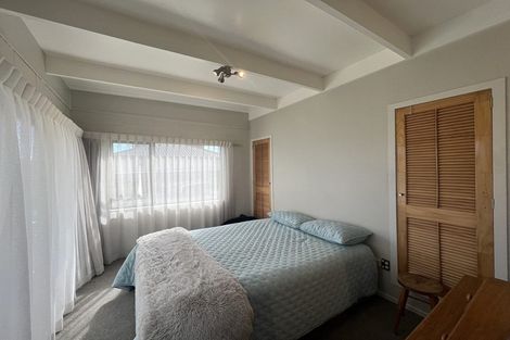 Photo of property in 18 Seymour Street, Waitara, 4320