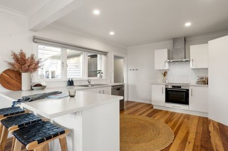 Photo of property in 13 Brocas Avenue, Hillcrest, Hamilton, 3216