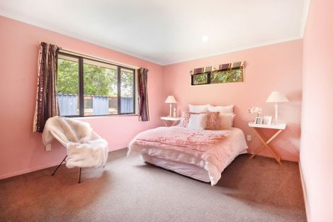 Photo of property in 8 Antonia Place, Aidanfield, Christchurch, 8025