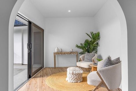 Photo of property in 8 Happy Home Road, Westmorland, Christchurch, 8025