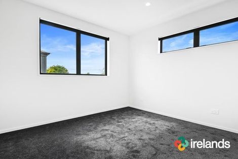 Photo of property in 2/135 Hills Road, Edgeware, Christchurch, 8013