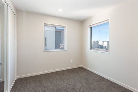 Photo of property in 5 Kakapo Lane, Redwood, Christchurch, 8051