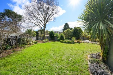 Photo of property in 12 Kent Crescent, Awapuni, Palmerston North, 4412