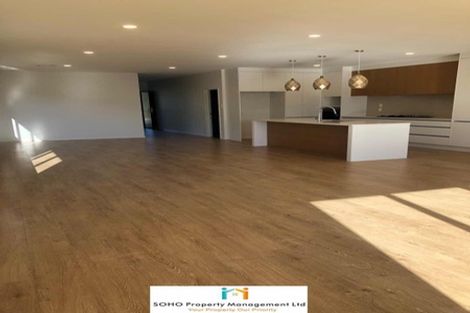 Photo of property in 64 Schoolside Road, Kumeu, 0810