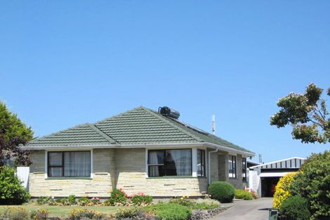 Photo of property in 48 Shortland Street, Wainoni, Christchurch, 8061