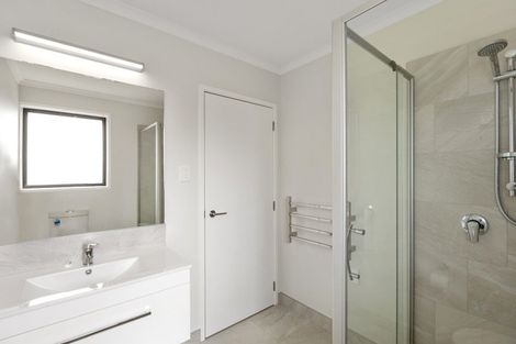 Photo of property in 21 Dame Nganeko Drive, Glenbrook, 2681