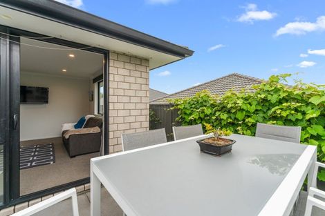 Photo of property in 8 Wai Huri Place, Omokoroa, 3114