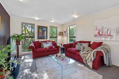 Photo of property in 33 Ramelton Road, Mount Roskill, Auckland, 1041