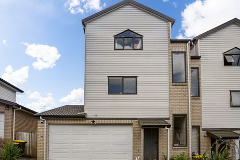 Photo of property in St Claire Village, 12/172 Mcleod Road, Te Atatu South, Auckland, 0610