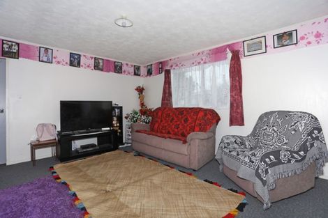 Photo of property in 23 Fergusson Street, Marton, 4710