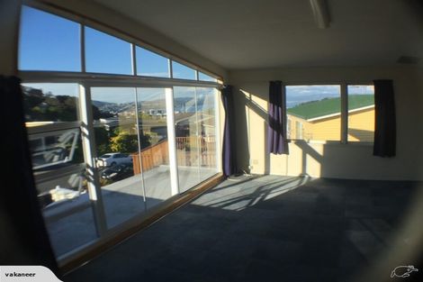 Photo of property in 14 Atlanta Grove, Brooklyn, Wellington, 6021