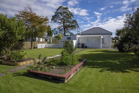 Photo of property in 133 Russell Street, Westport, 7825