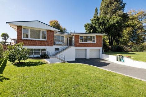 Photo of property in 2 Awatere Avenue, Beerescourt, Hamilton, 3200
