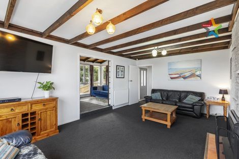 Photo of property in 68 Dowse Drive, Maungaraki, Lower Hutt, 5010