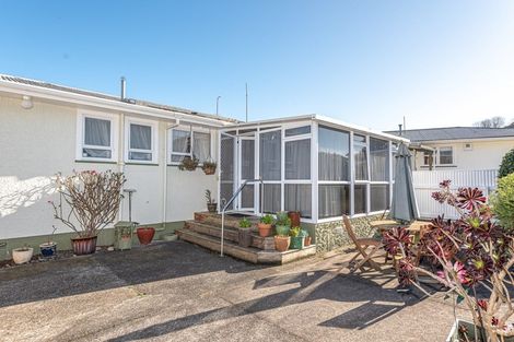 Photo of property in 4 Camellia Avenue, Aramoho, Whanganui, 4500