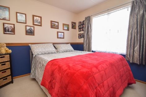 Photo of property in 14 Bethune Street, Featherston, 5710