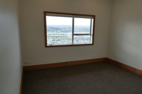 Photo of property in 53 Sutherland Road, Melrose, Wellington, 6023