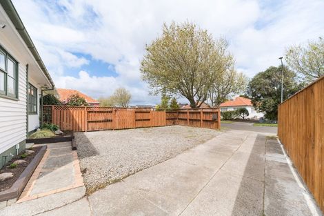 Photo of property in 31 Rangiora Avenue, Roslyn, Palmerston North, 4414
