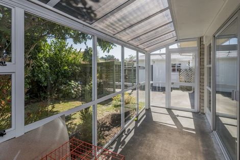 Photo of property in 27 Bell Street, Otaki, 5512