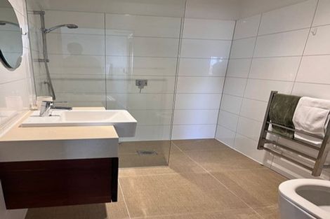 Photo of property in 8 Central Terrace, Kelburn, Wellington, 6012