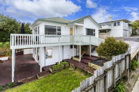 Photo of property in 2/70 Archers Road, Glenfield, Auckland, 0629
