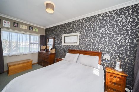 Photo of property in 77 Camberwell Road, Hawera, 4610