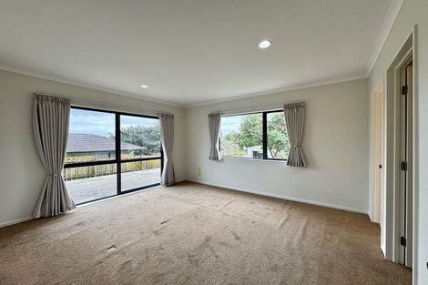 Photo of property in 76 Pitt Avenue, Clendon Park, Auckland, 2103