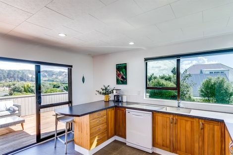 Photo of property in 6 Le Quesne Road, Bay View, Napier, 4104