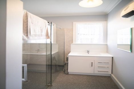 Photo of property in 3 Clyde Street, Oamaru North, Oamaru, 9400