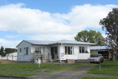 Photo of property in 16 Burundi Avenue, Clendon Park, Auckland, 2103