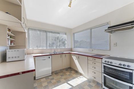 Photo of property in 136 Kahu Road, Paremata, Porirua, 5024