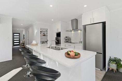 Photo of property in 7 Dunkeld Drive, Papamoa, 3118
