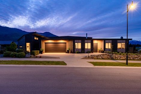 Photo of property in 35 Campbell Road, Wanaka, 9305