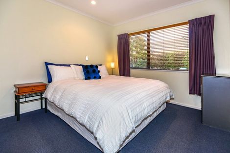 Photo of property in 11 Elmslie Grove, Halswell, Christchurch, 8025