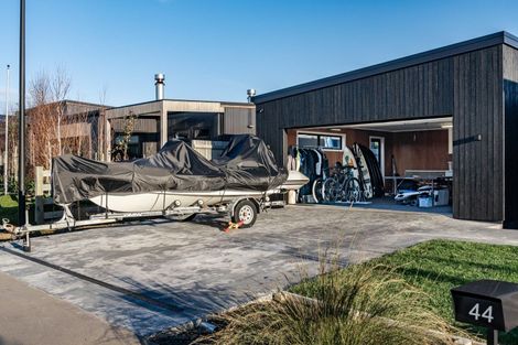 Photo of property in 44 Rangitahi Road, Raglan, 3225