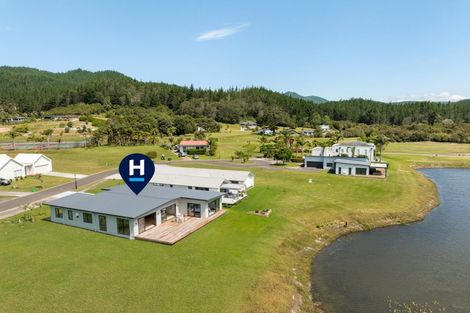 Photo of property in 64 Saint Andrews Drive, Pauanui, Hikuai, 3579
