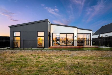 Photo of property in 43 Timara Crescent, Marshland, Christchurch, 8083
