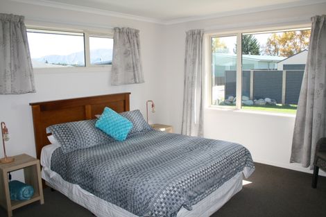 Photo of property in 18 Greenfield Place, Twizel, 7901