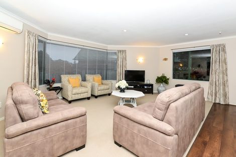 Photo of property in 13 Makepeace Place, Flagstaff, Hamilton, 3210