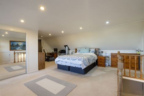 Photo of property in 457 Don Buck Road, Massey, Auckland, 0614